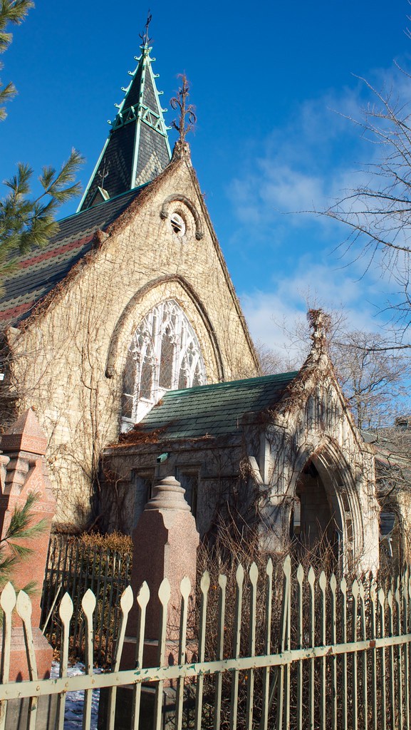 1 Image of Basil Island in Ontario