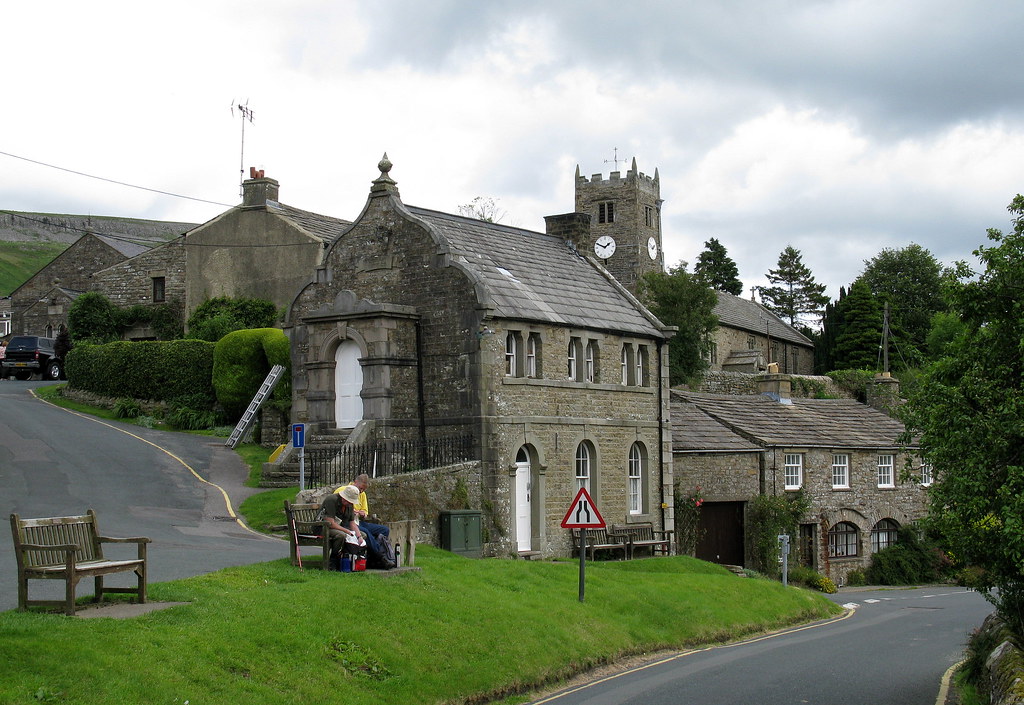 1 Image of Oatlands in North Yorkshire