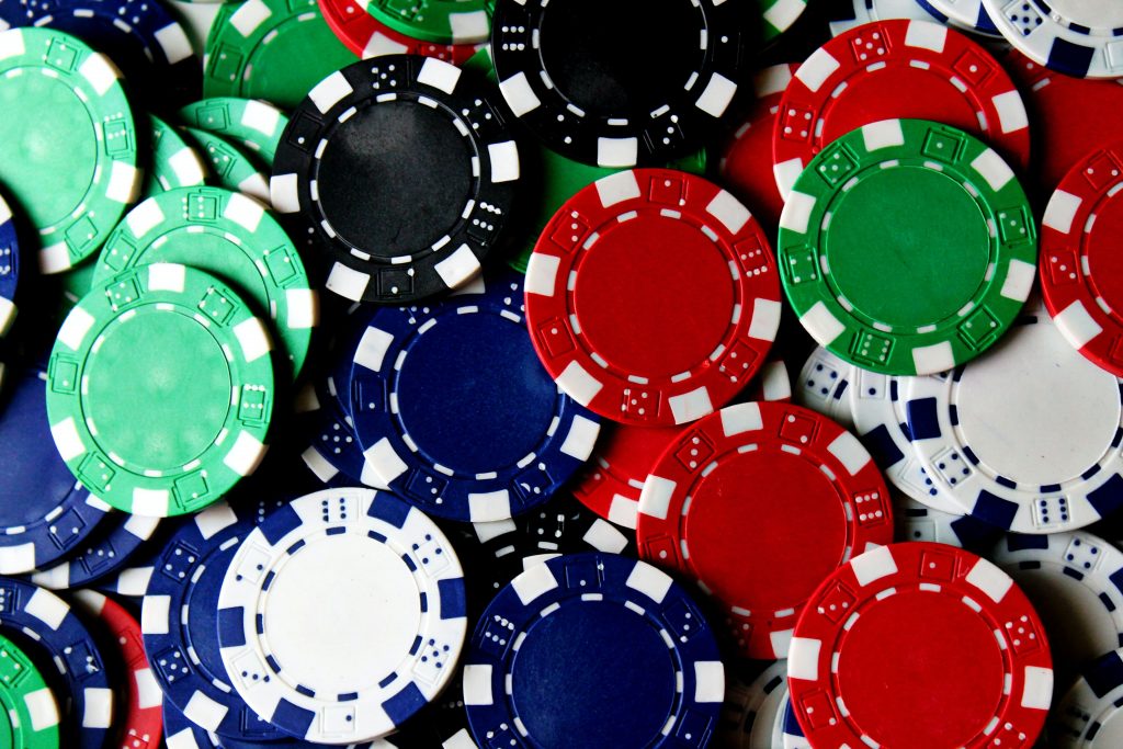 Play Online Gambling Games 